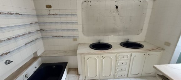 8 bedrooms Villa in Padua, Italy No. 327880 17