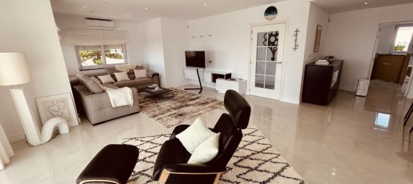 4 bedrooms Villa in La Duquesa, Spain No. 148538 6