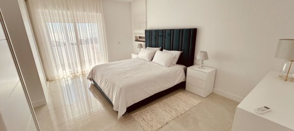 4 bedrooms Villa in La Duquesa, Spain No. 148538 21