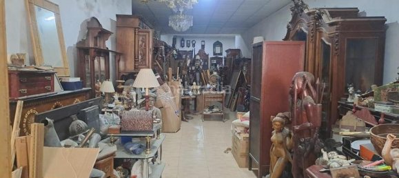 156m² Commercial property in Cordoba, Spain No. 142373 3