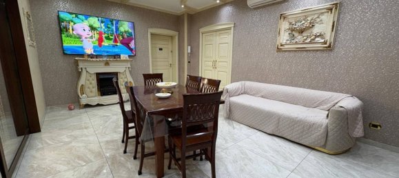 Apartamento T3 em Naples, Italy N.º 376477 3