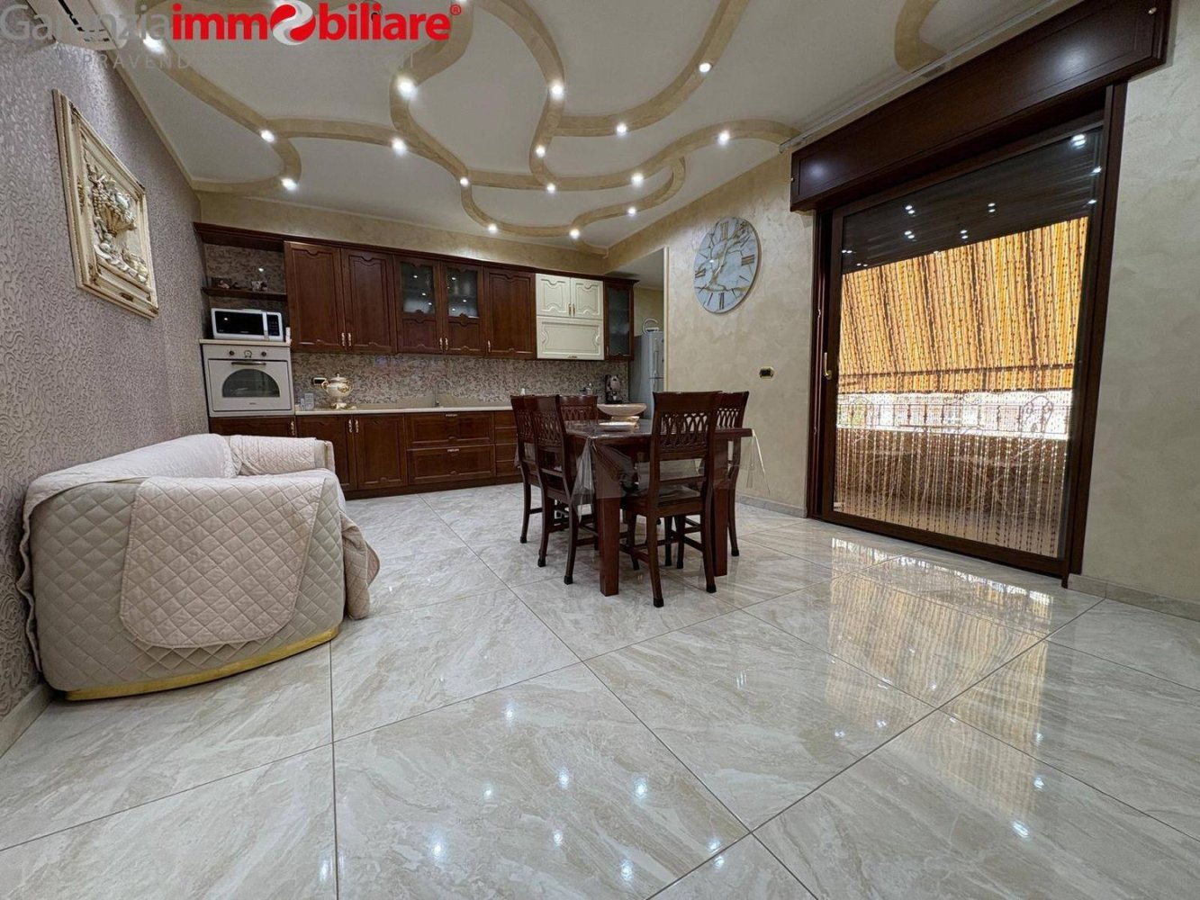 Apartamento T3 em Naples, Italy N.º 376477