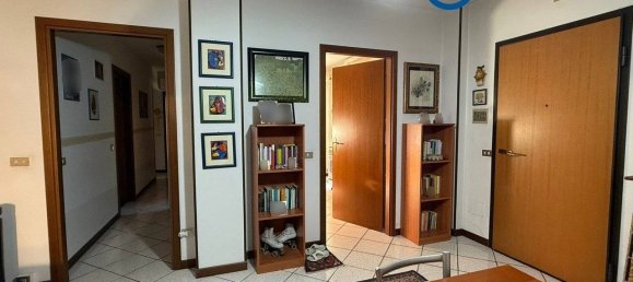 3 Schlafzimmer Wohnung in Rovigo, Italy, Nr. 217737 8