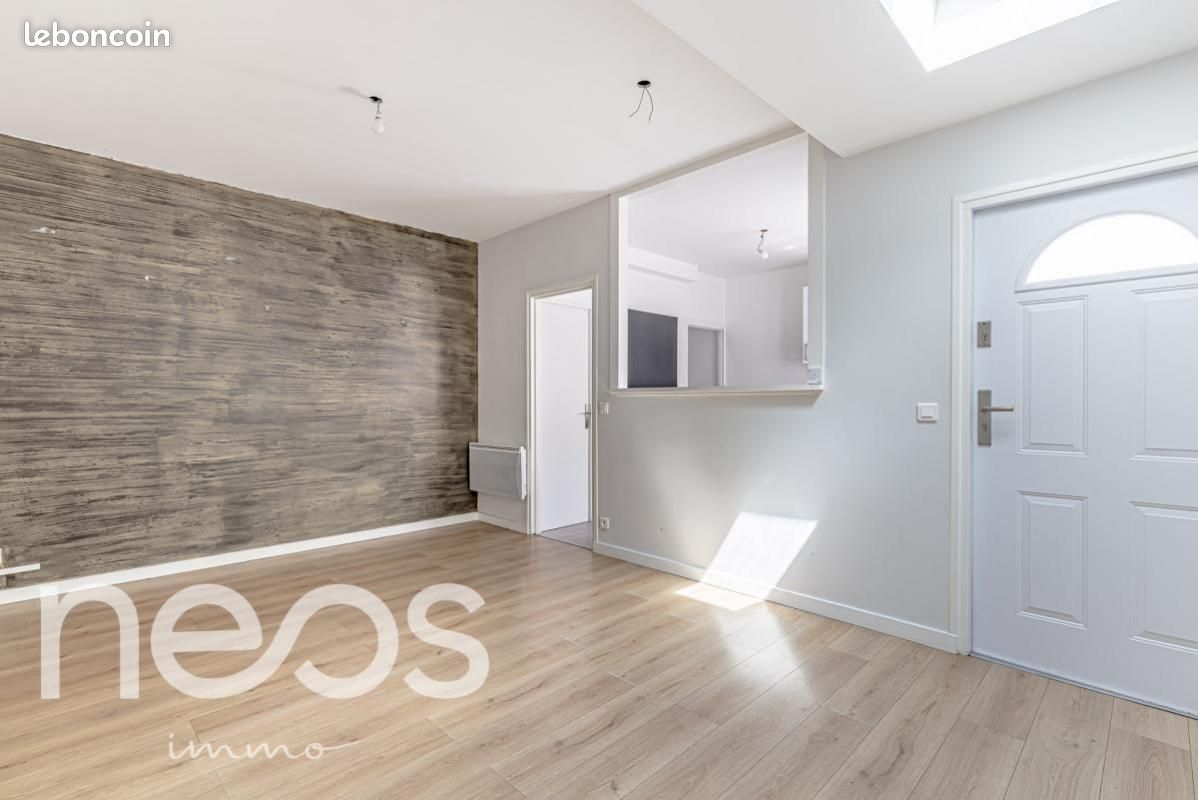 2 bedrooms Duplex in Aulnay-sous-Bois, France No. 332324