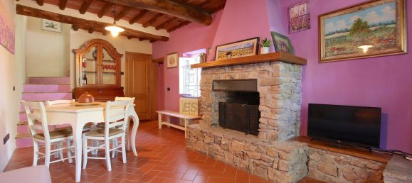 4 rooms House in Camaiore, Italy No. 269917 10