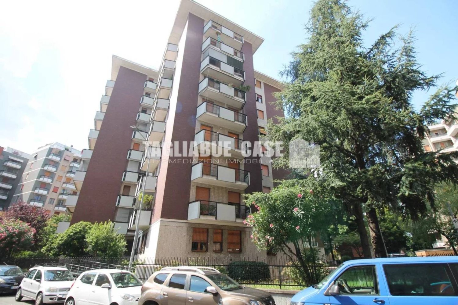 3 bedrooms Apartment in Bresso, Italy No. 382734