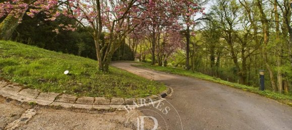 Villa de 4 dormitorios en Sainte-Ruffine, France No. 68065 13