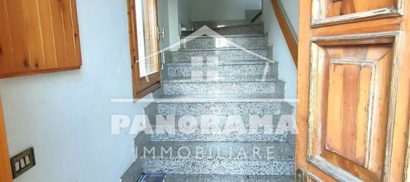 Gewerbliche Immobilie in Coriano, Italy 458m², Nr. 206240 3