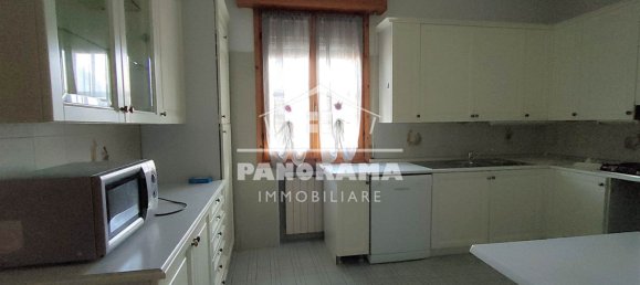 Gewerbliche Immobilie in Coriano, Italy 458m², Nr. 206240 8