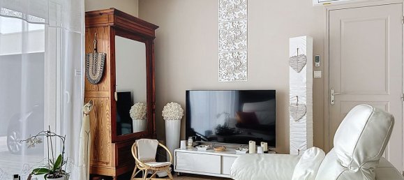 2 bedrooms House in Brive-la-Gaillarde, France No. 320230 2