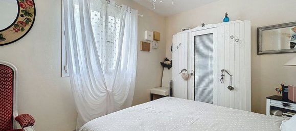 2 bedrooms House in Brive-la-Gaillarde, France No. 320230 6