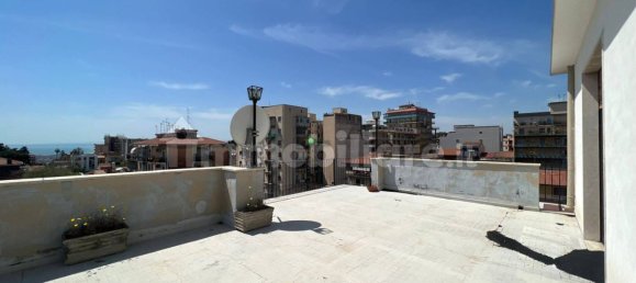 2 Schlafzimmer Penthouse in Catania, Italy, Nr. 74377 21