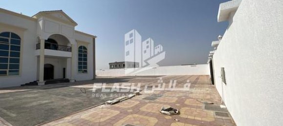 6 chambres Villa à Al Qusaidat, UAE No. 107355 8