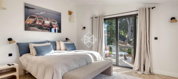 4 bedrooms Villa in Rayol-Canadel-sur-Mer, France No. 212434 11