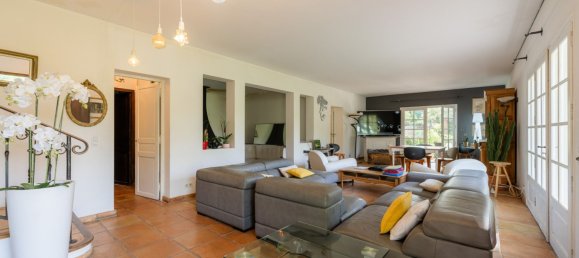 Замки и поместья с 5 спальнями в Марсель, Франция № 363231 8