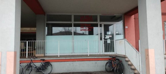 2-salle Propriété commerciale à Castel Goffredo, Italy No. 158277 5