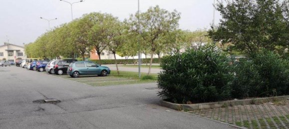 2-salle Propriété commerciale à Castel Goffredo, Italy No. 158277 10