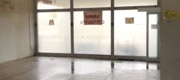 2-salle Propriété commerciale à Castel Goffredo, Italy No. 158277 3