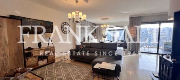 Apartamento T2 em Saint Julian's, Malta N.º 8518 3