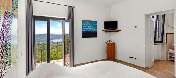 7 bedrooms Villa in Passignano sul Trasimeno, Italy No. 54145 18