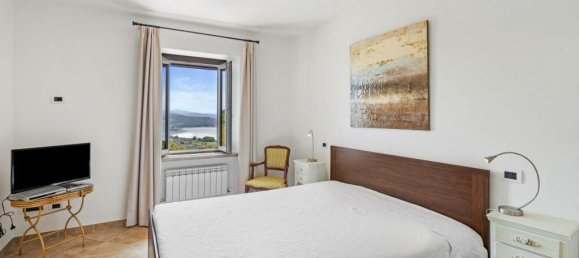 7 bedrooms Villa in Passignano sul Trasimeno, Italy No. 54145 30