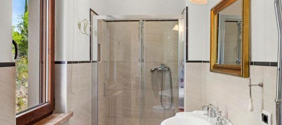 7 bedrooms Villa in Passignano sul Trasimeno, Italy No. 54145 24