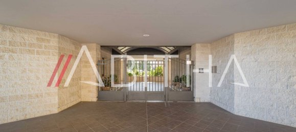 Studio in Rome, Italy No. 173016 7