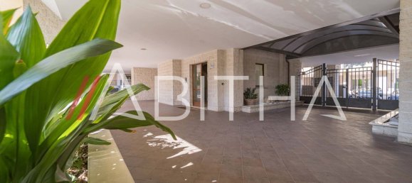 Studio in Rome, Italy No. 173016 4