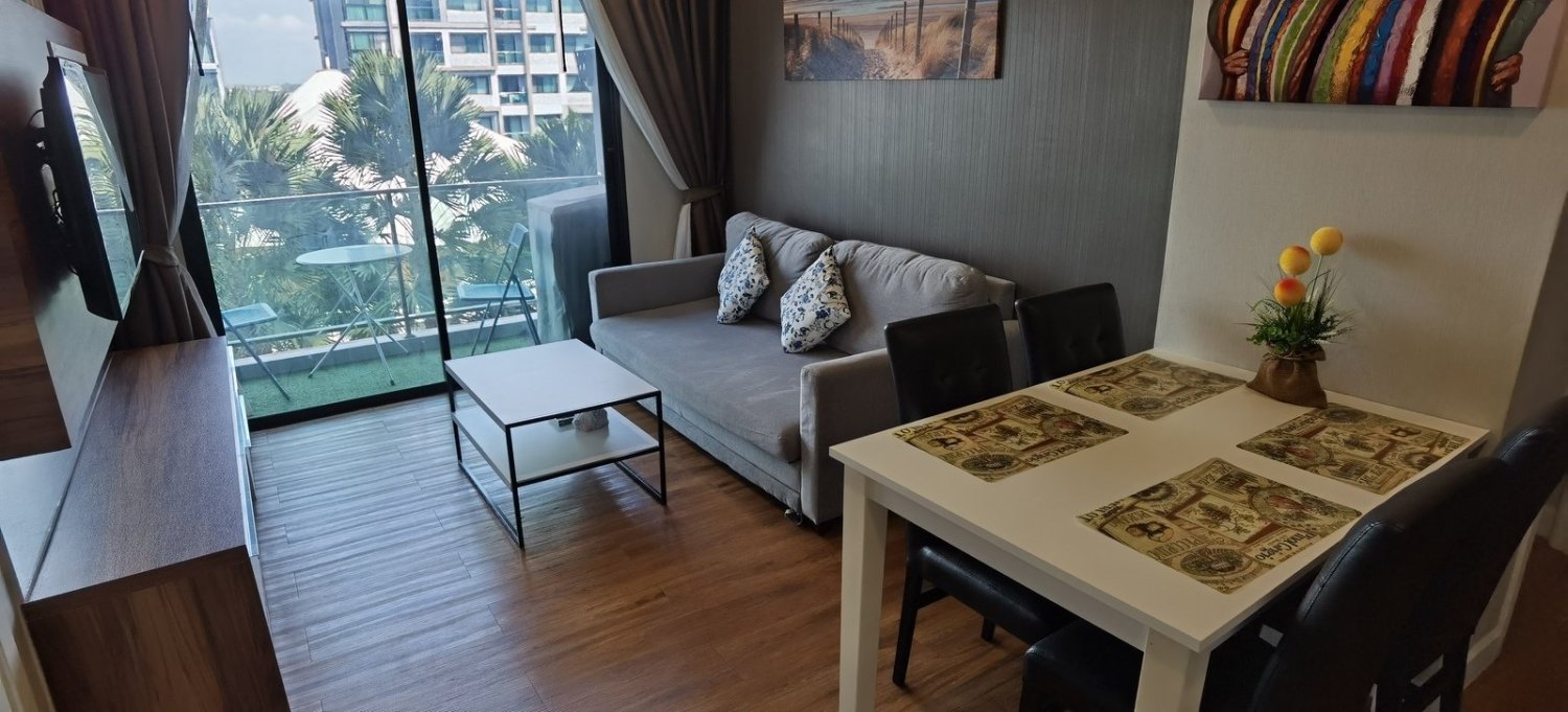 2 bedrooms Apartment in Pattaya, Thailand No. 12205