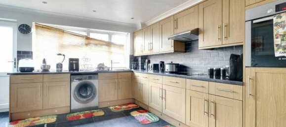 5 Schlafzimmer Gewerbliche Immobilie in Purfleet-on-Thames, United Kingdom, Nr. 4975 6