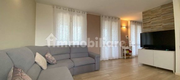 Apartamento de 3 dormitorios en Inzago, Italy No. 292361 7