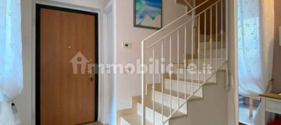 Apartamento de 3 dormitorios en Inzago, Italy No. 292361 2