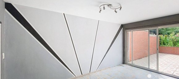 4 bedrooms House in Cambrai, France No. 257154 12