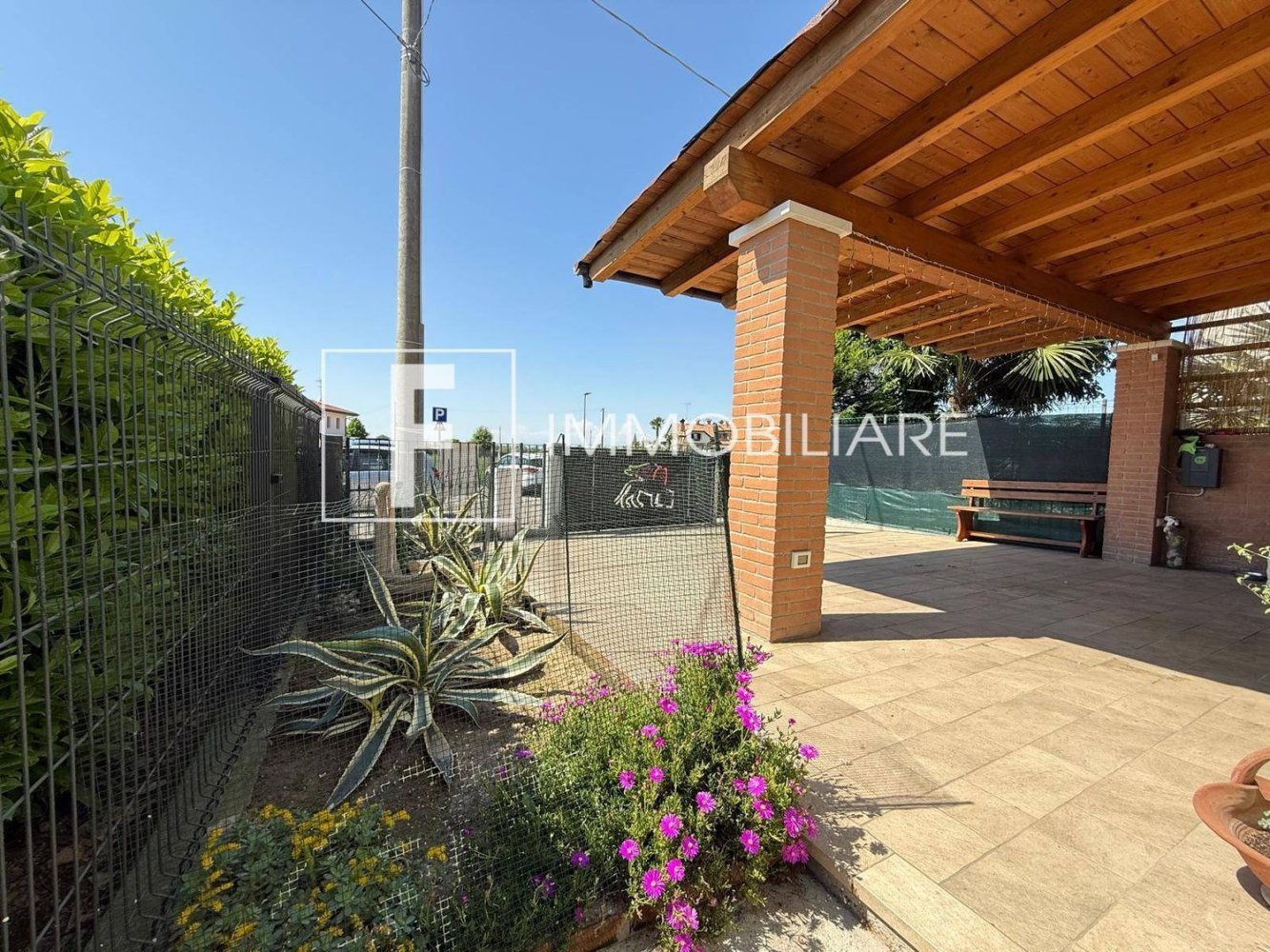 5 bedrooms House in Eraclea, Italy No. 403963