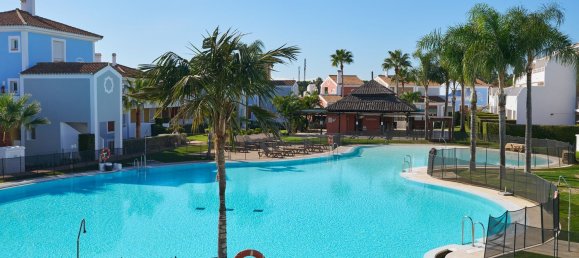 2 bedrooms Apartment in Estepona, Spain No. 110497 13