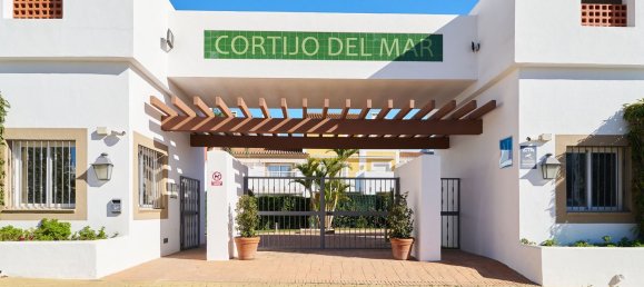 2 bedrooms Apartment in Estepona, Spain No. 110497 17