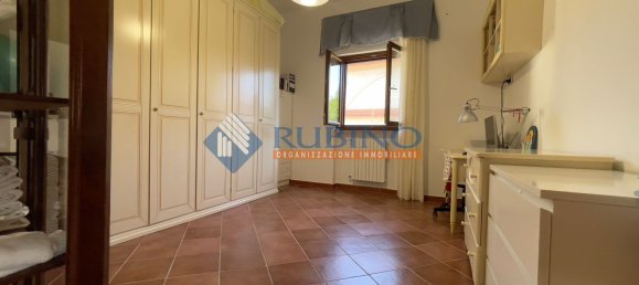 7 bedrooms Villa in Trani, Italy No. 349146 15