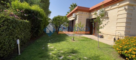 7 bedrooms Villa in Trani, Italy No. 349146 19