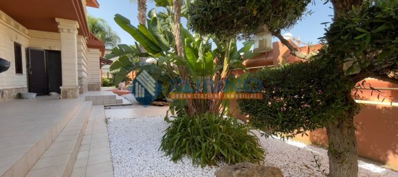 7 bedrooms Villa in Trani, Italy No. 349146 21