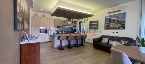 7 bedrooms Villa in Trani, Italy No. 349146 4