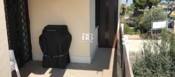 Вилла с 3 комнатами в Рим, Италия № 32479 14