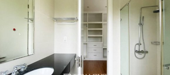 Дом с 4 спальнями в Тэйхо, Вьетнам № 689 11