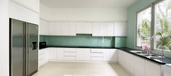 Дом с 4 спальнями в Тэйхо, Вьетнам № 689 8