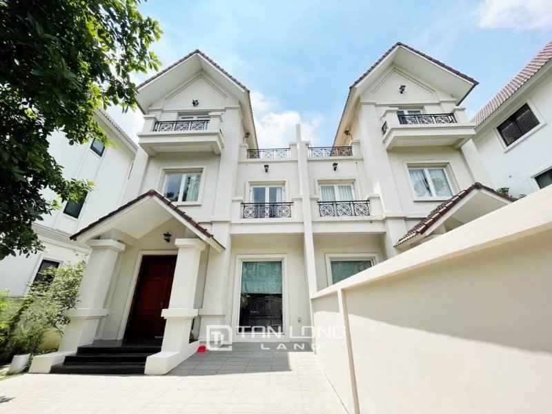 Дом с 4 спальнями в Тэйхо, Вьетнам № 689