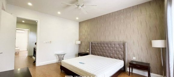 Дом с 4 спальнями в Тэйхо, Вьетнам № 689 13