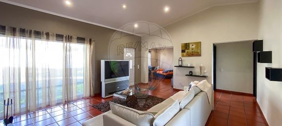 3 bedrooms House in Angra do Heroismo, Portugal No. 27138 6