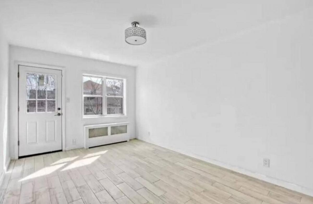 Casa de 3 dormitorios en Brooklyn, USA No. 240300