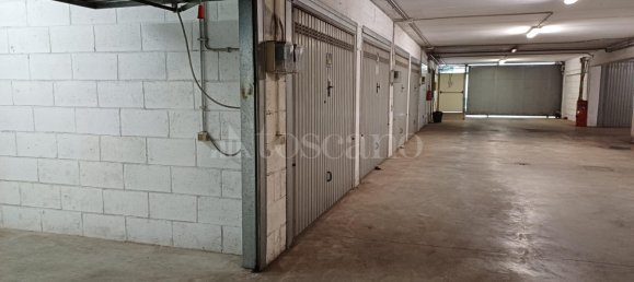 Garagem em Rome, Italy 18 m² N.º 331979 3