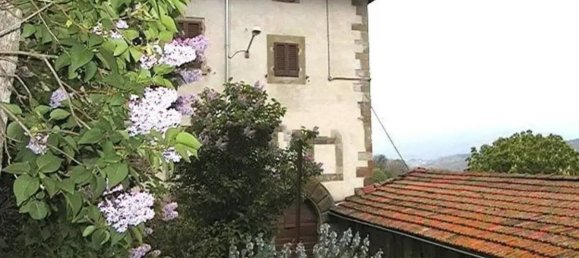 9 bedrooms Villa in Arezzo, Italy No. 314499 3