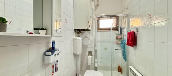 Квартира с 3 комнатами в Лория, Италия № 4748 19